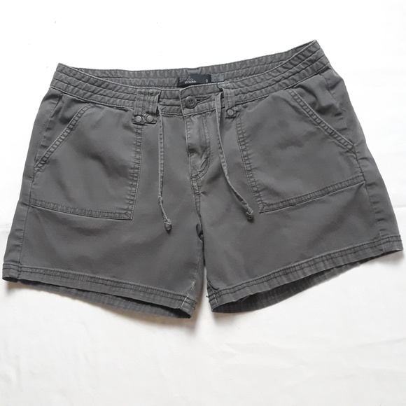 Prana Pants - prAna SHORTS SIZE 8 LIGHT OLIVE COLOR
